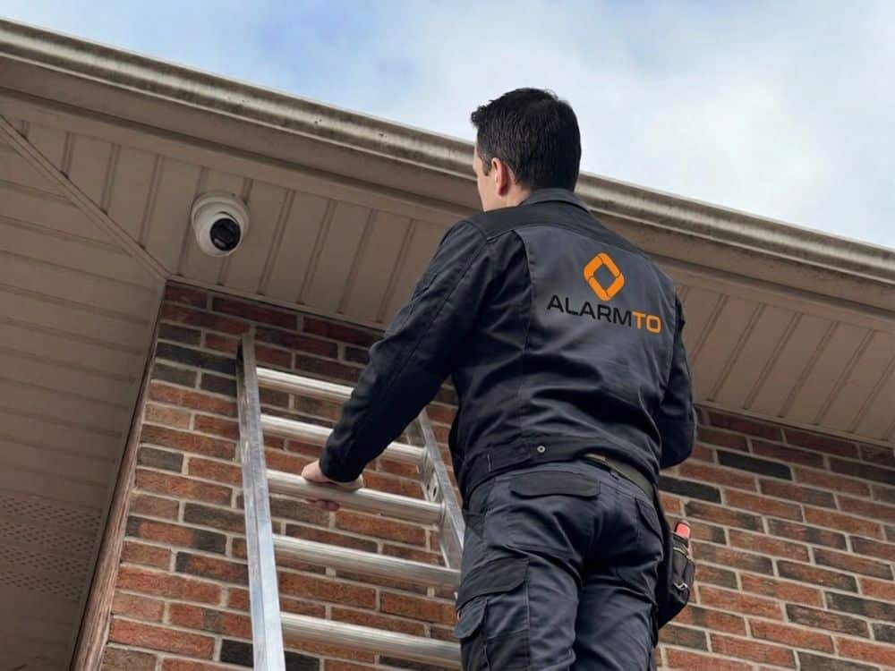 Security Camera Installation technician