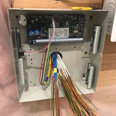 Professional alarm monitoring system installation by Alarmto